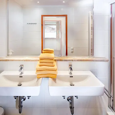 Apartment Sonnberg-1 By Interhome